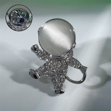 Значок "Космонавт" в прыжке, цвет белый в серебре 7624538